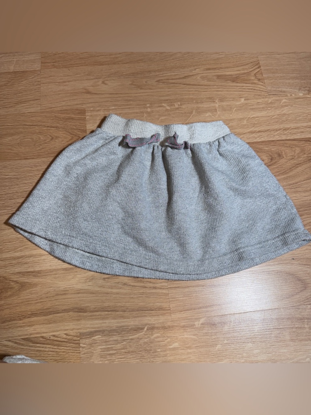 Cat & Jack Light Gray Knit A-Line Skirt with Pink Bow Accents